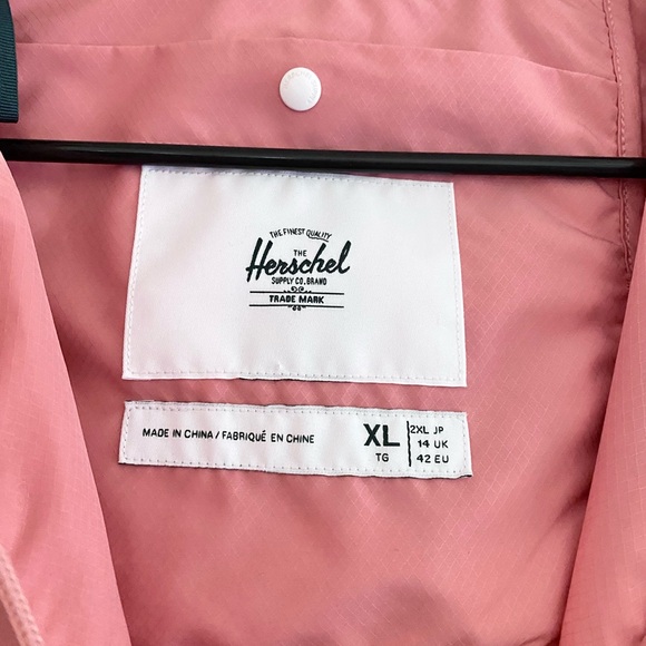 Pink Herschel jacket - Picture 5 of 5
